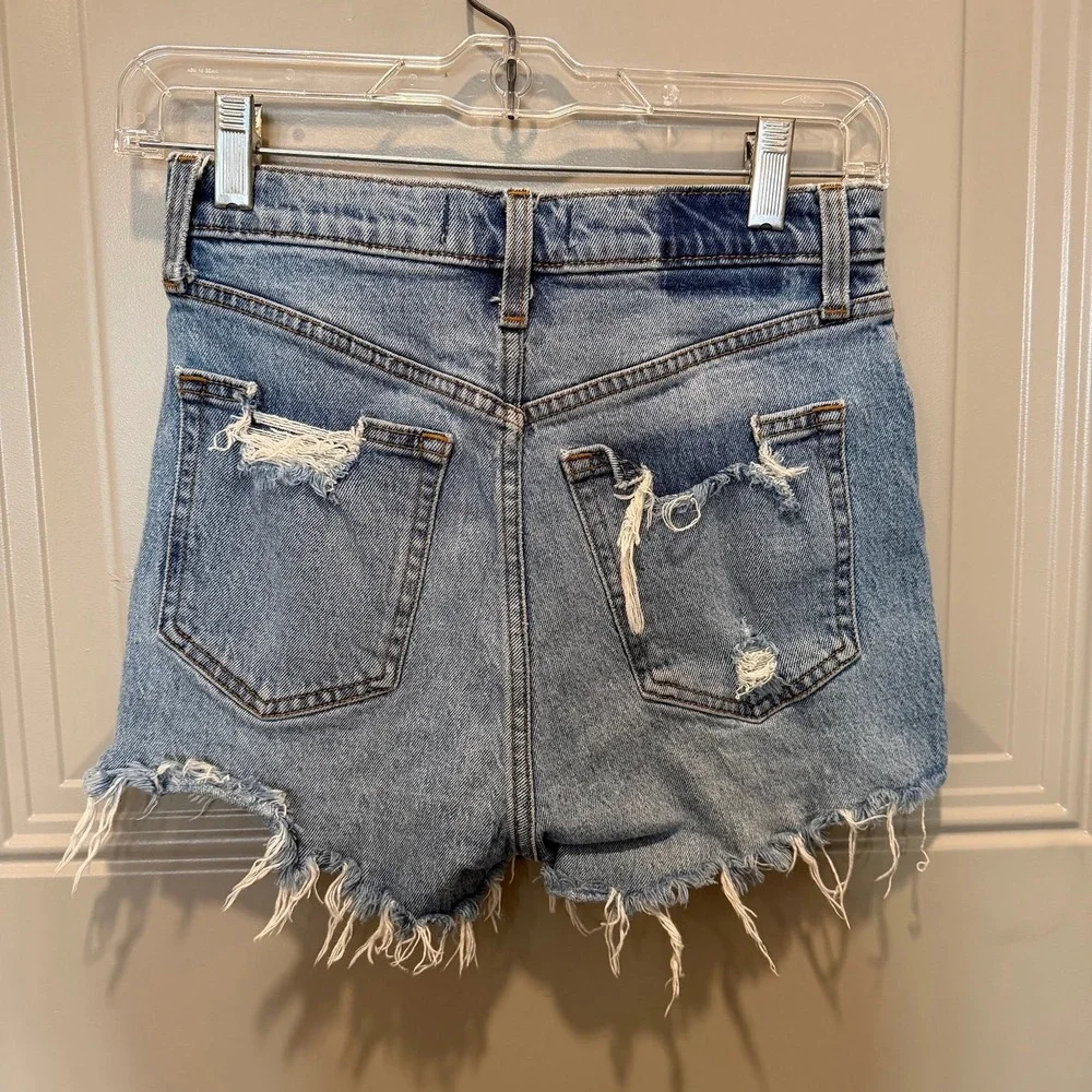 Abercrombie‎ & Fitch High Rise Mom Short Size 25/0